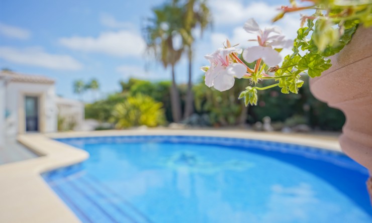 Herverkoop - Villa -
Jávea - Costa Nova