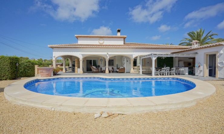 Herverkoop - Villa -
Jávea - Costa Nova