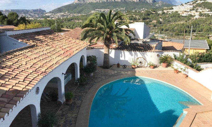 Herverkoop - Villa -
Calpe - Cometa III