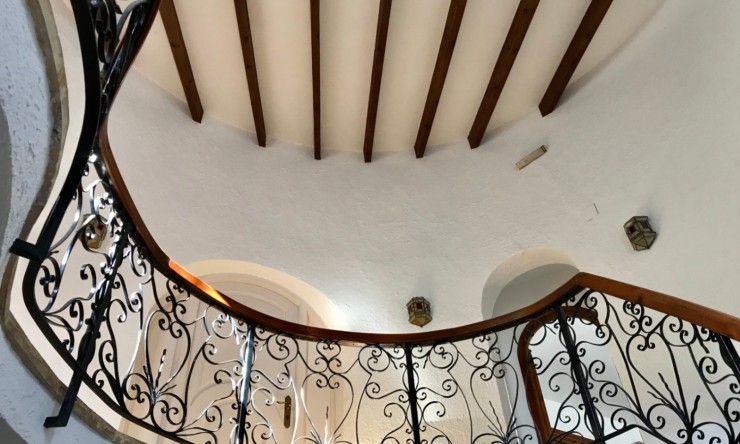 Herverkoop - Villa -
Calpe - Cometa III