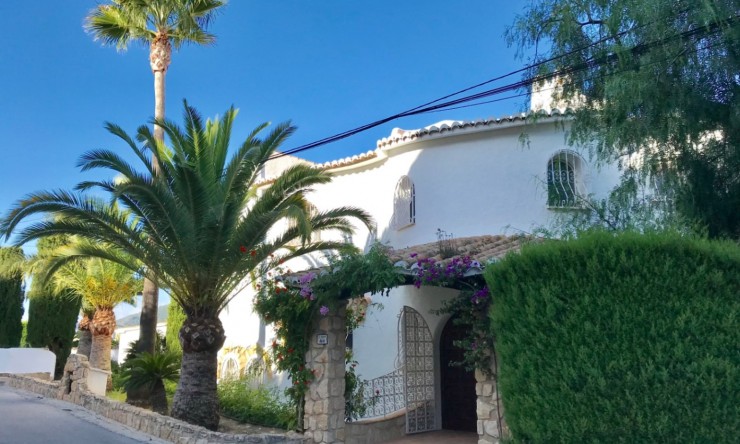 Herverkoop - Villa -
Calpe - Cometa III