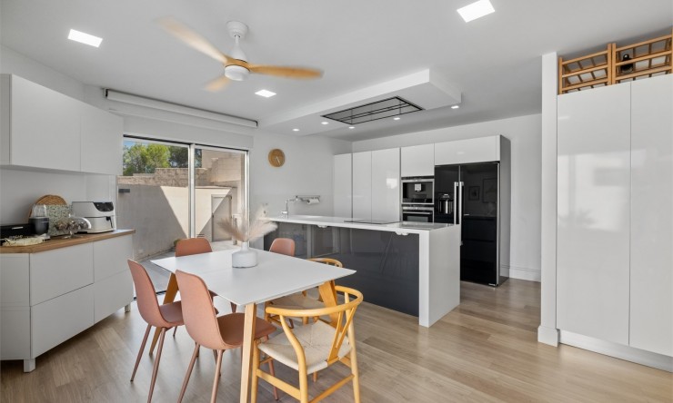 Resale - Townhouse -
Alfaz del Pi