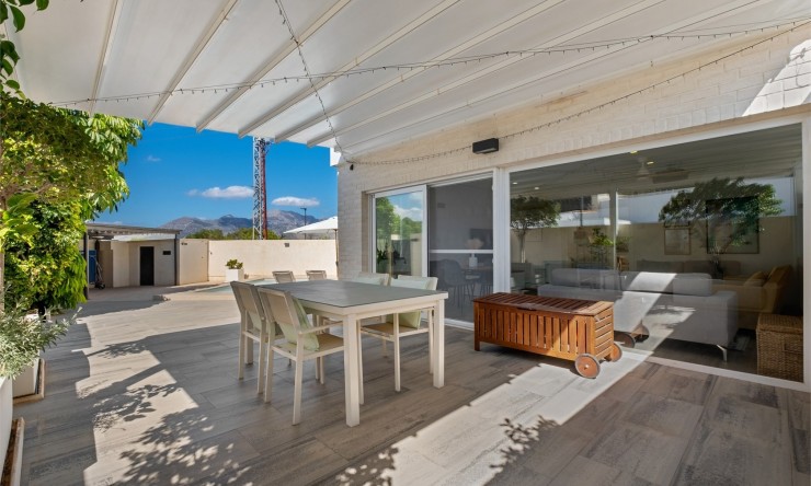 Resale - Townhouse -
Alfaz del Pi