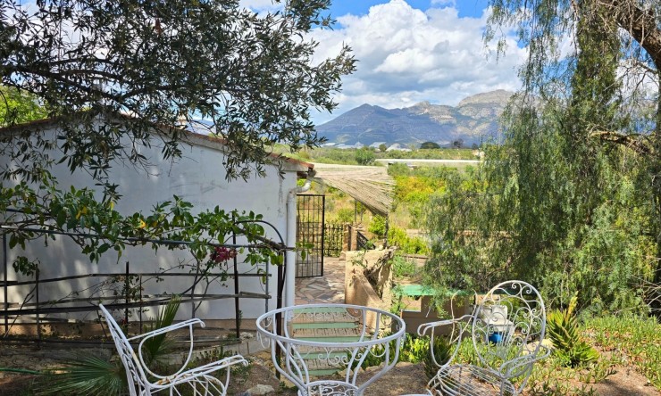 Rynek Wtórny - Działka -
La Nucía