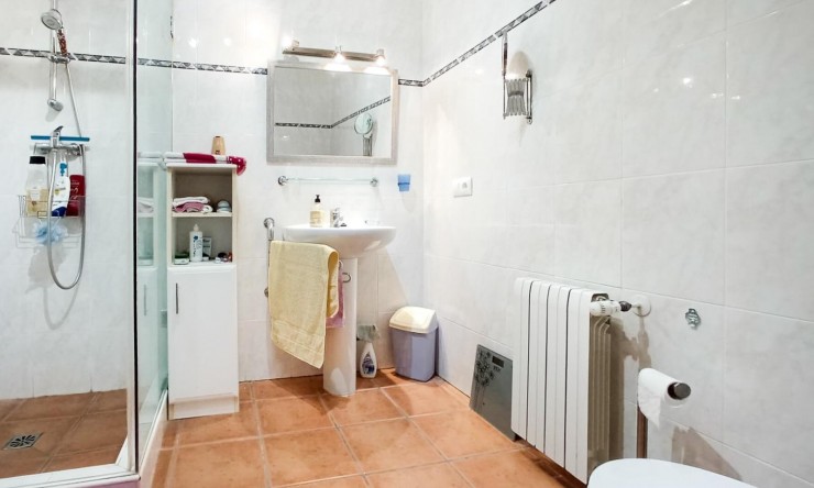 Resale - Villa -
La Nucía