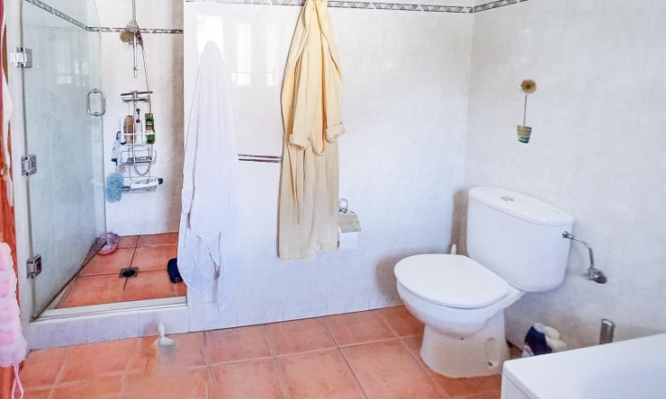 Resale - Villa -
La Nucía