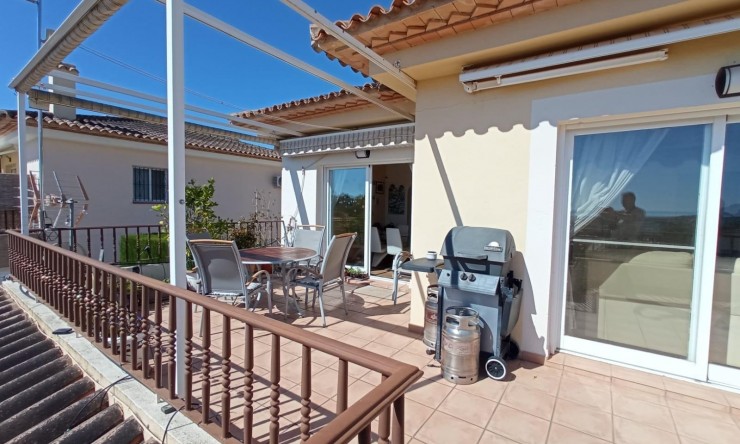 Resale - Villa -
La Nucía