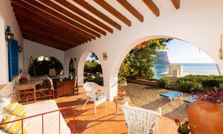 Herverkoop - Villa -
Calpe - Manzaneras