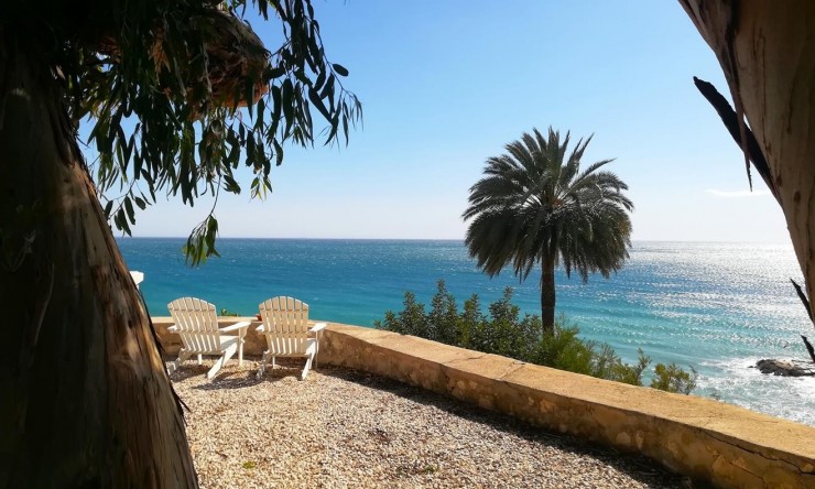 Herverkoop - Villa -
Calpe - Manzaneras