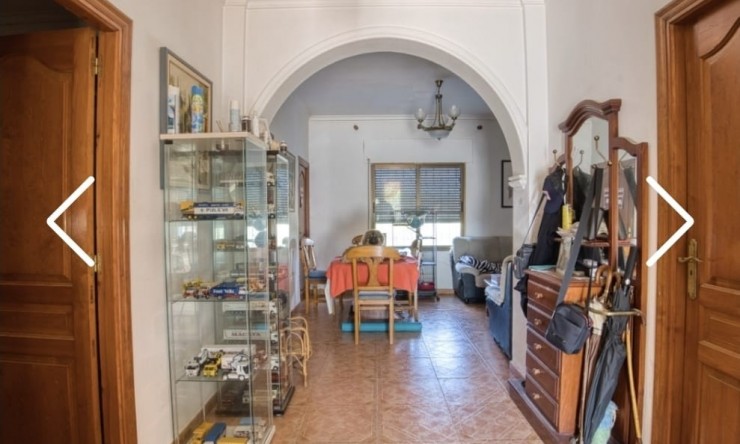 Herverkoop - Finca -
Benissa