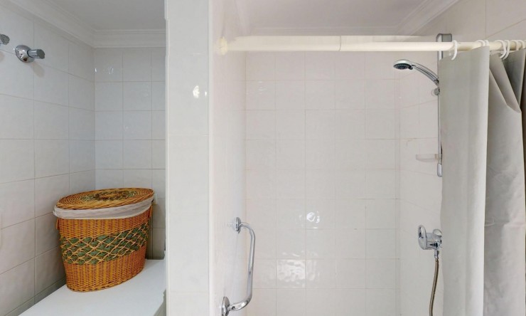 Herverkoop - Villa -
Oliva - Oliva Nova