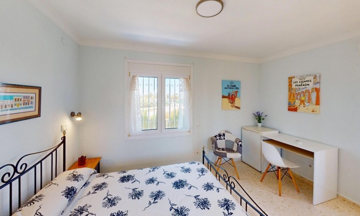 Herverkoop - Villa -
Oliva - Oliva Nova