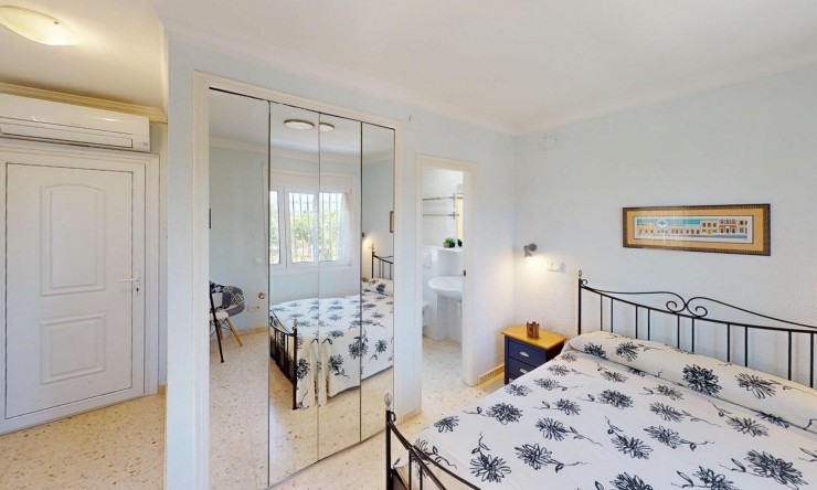 Herverkoop - Villa -
Oliva - Oliva Nova