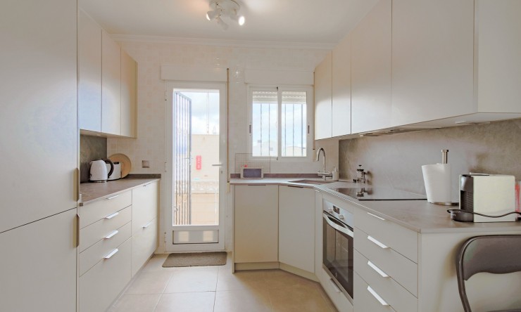 Rynek Wtórny - Willa -
Polop