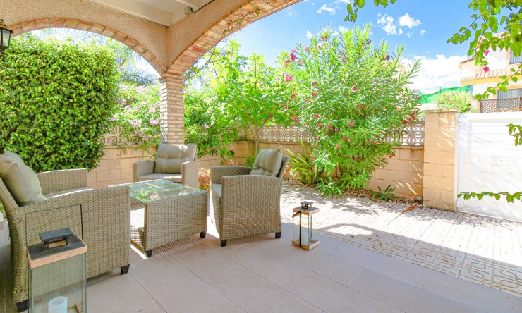 Rynek Wtórny - Willa -
Polop