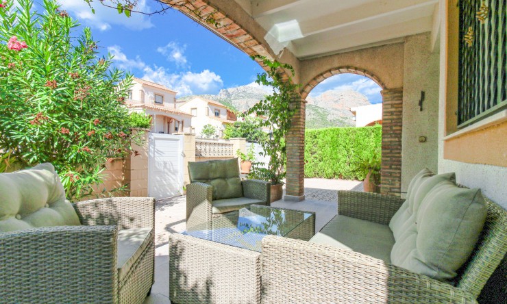 Rynek Wtórny - Willa -
Polop