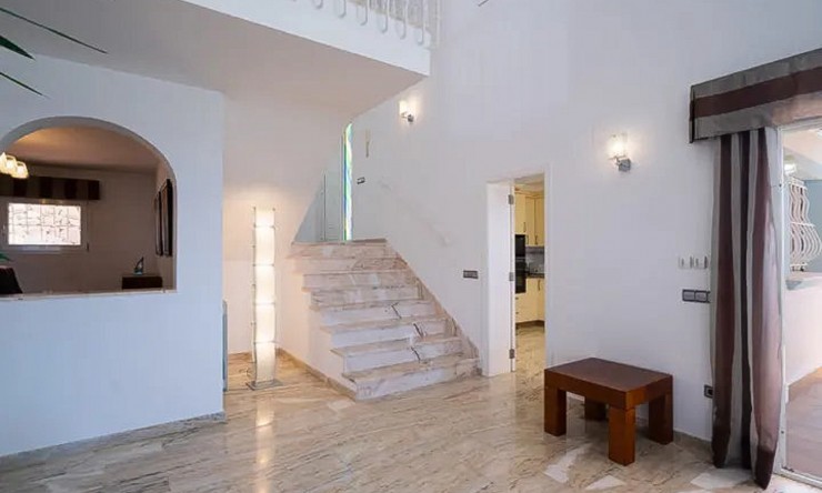 Herverkoop - Villa -
Moraira - Paichi