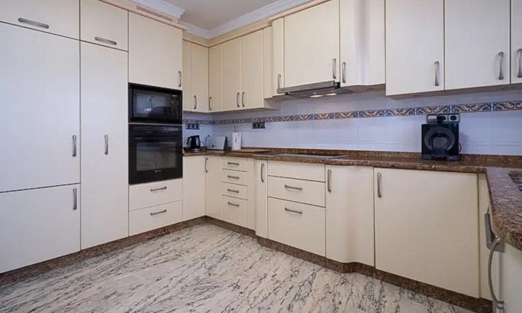 Herverkoop - Villa -
Moraira - Paichi