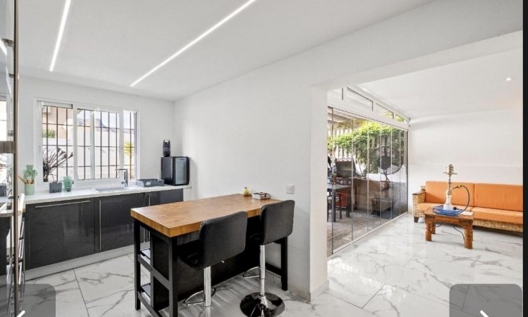 Revente - Villa -
Altea - Urbanización Santa Clara