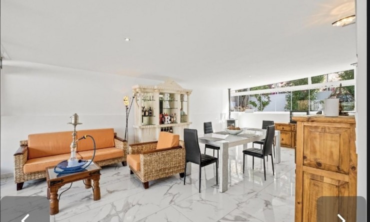 Revente - Villa -
Altea - Urbanización Santa Clara