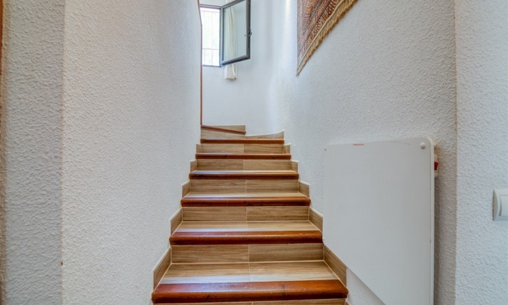 Revente - Villa -
Altea - Urbanización Santa Clara