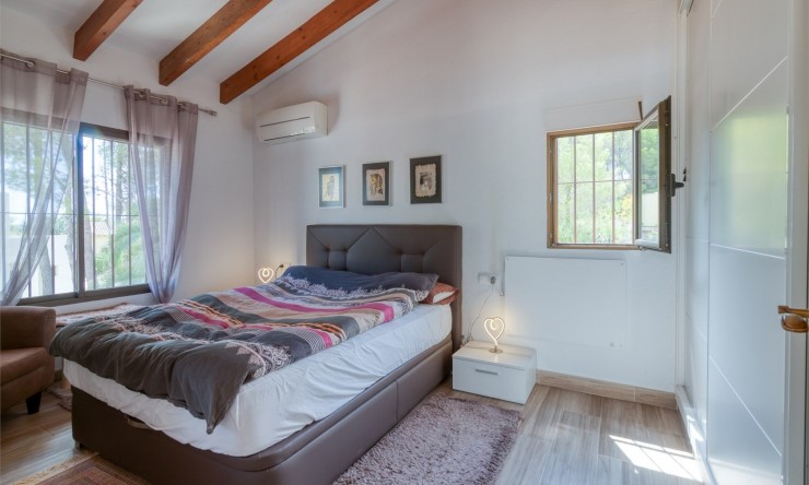 Revente - Villa -
Altea - Urbanización Santa Clara