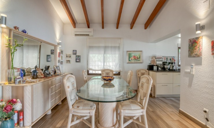 Revente - Villa -
Altea - Urbanización Santa Clara