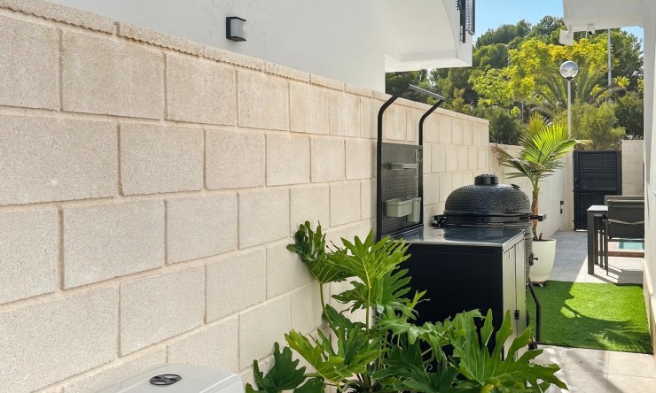 Resale - Villa -
Polop