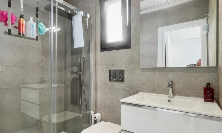 Resale - Villa -
Polop