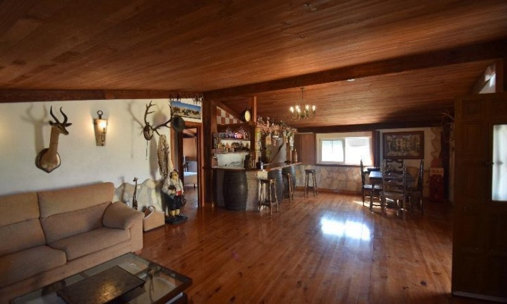 Wiederverkauf - Villa -
Callosa De Ensarrià