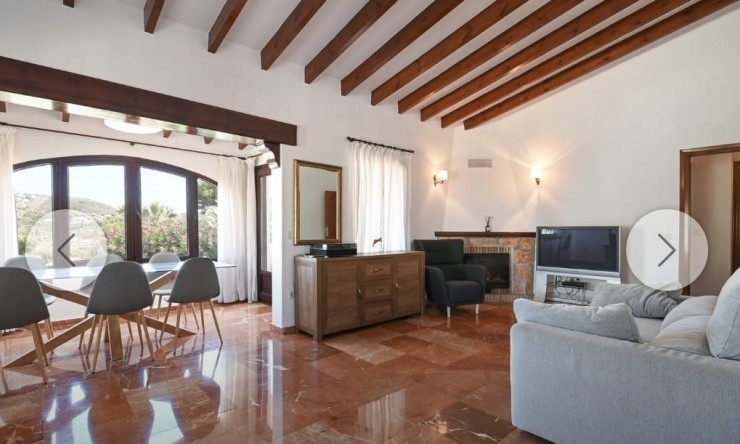 Herverkoop - Villa -
Moraira - La Sabatera