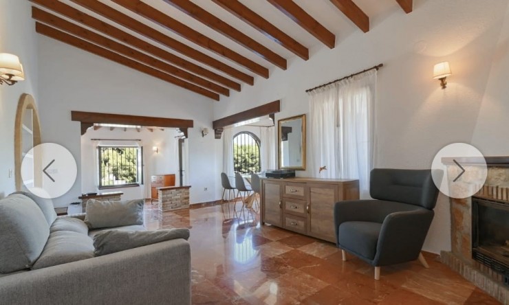Herverkoop - Villa -
Moraira - La Sabatera