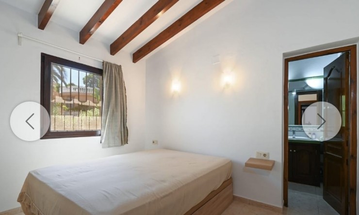 Herverkoop - Villa -
Moraira - La Sabatera
