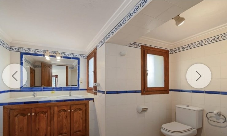 Herverkoop - Villa -
Moraira - La Sabatera