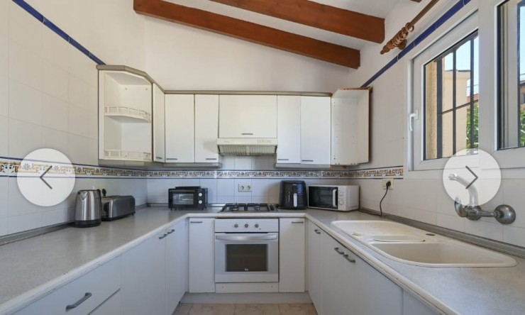 Herverkoop - Villa -
Moraira - La Sabatera