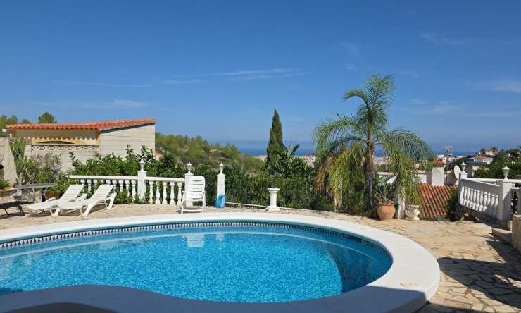 Revente - Villa -
Denia - Montgó