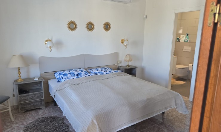 Revente - Villa -
Denia - Montgó