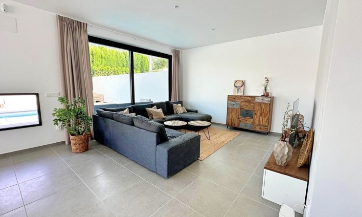 Reventa - Villa -
Albir