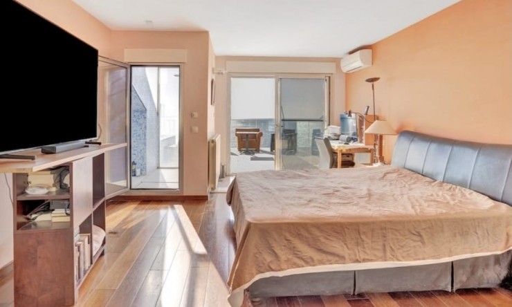 Herverkoop -  -
Calpe - Bassetes