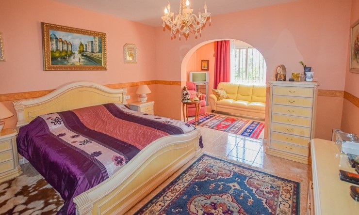 Resale - Villa -
Alfaz del Pi