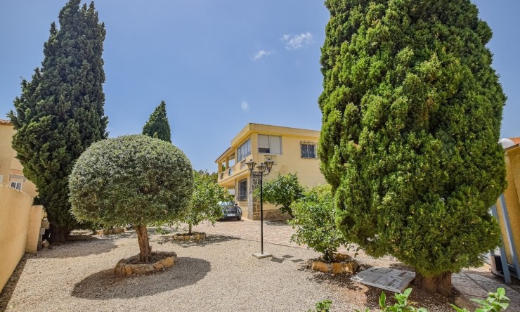 Resale - Villa -
Alfaz del Pi