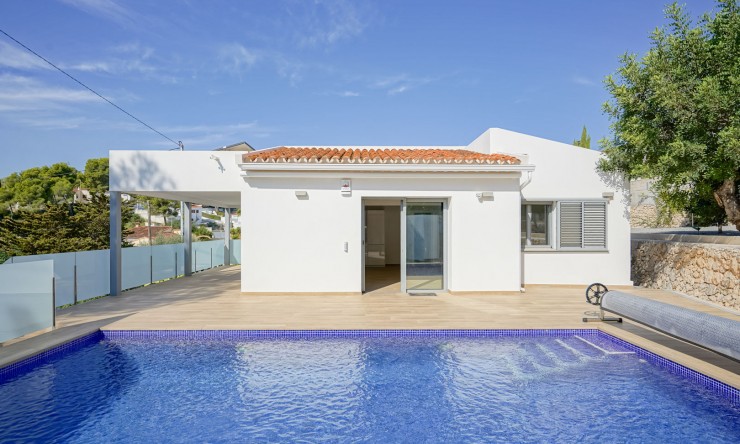 Herverkoop - Villa -
Benissa - La Fustera