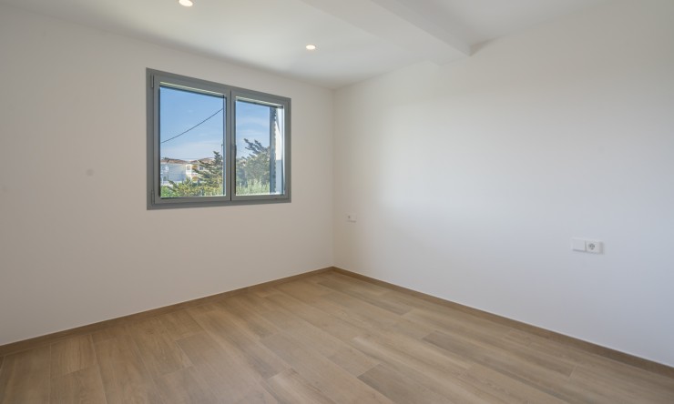 Herverkoop - Villa -
Benissa - La Fustera