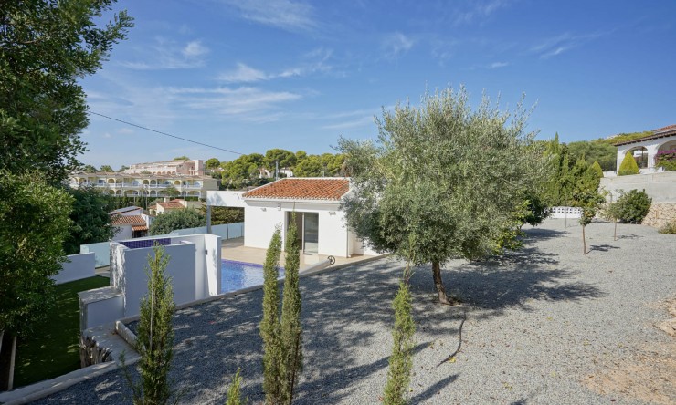 Herverkoop - Villa -
Benissa - La Fustera