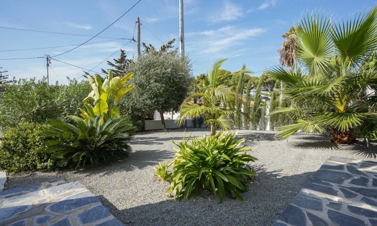 Herverkoop - Villa -
Benissa - La Fustera