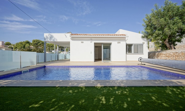 Herverkoop - Villa -
Benissa - La Fustera