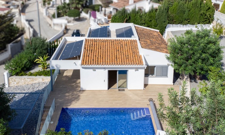 Herverkoop - Villa -
Benissa - La Fustera