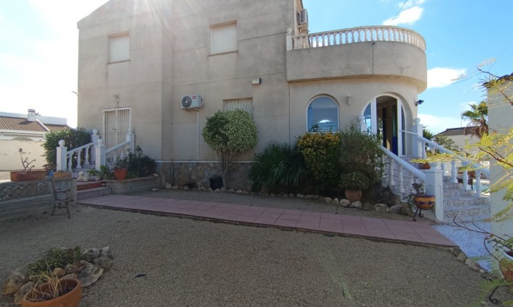 Resale - Villa -
Benijofar