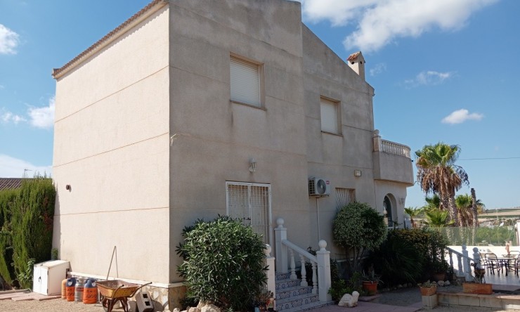 Resale - Villa -
Benijofar