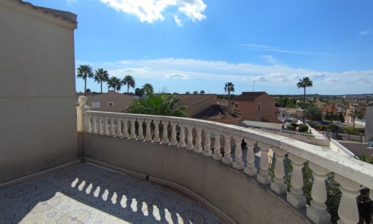 Resale - Villa -
Benijofar